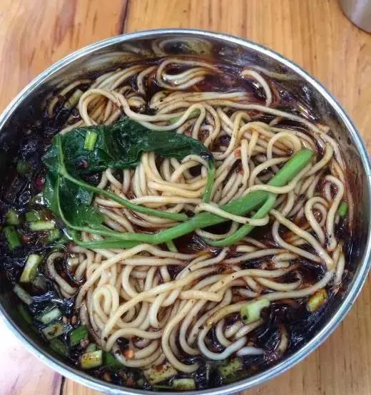 重庆小面哪一家最好吃,探店最正宗的重庆小面