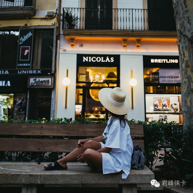 徕卡Q紧凑型全画幅相机,徕卡q是全画幅相机吗