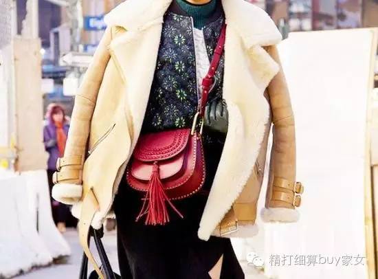 妹砸，冬天的大衣，你配对包了嘛？