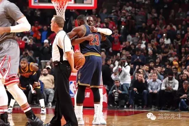 詹姆斯韦德骑士总决赛完整版,热火韦德vs骑士詹姆斯