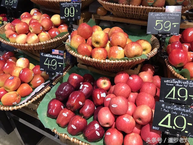泰国进口超市里的那些水果，看着真新鲜，真漂亮，价格也不便宜！