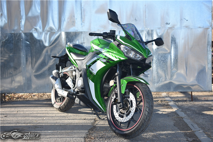 新款rz35跑车,新感觉ix35像什么车