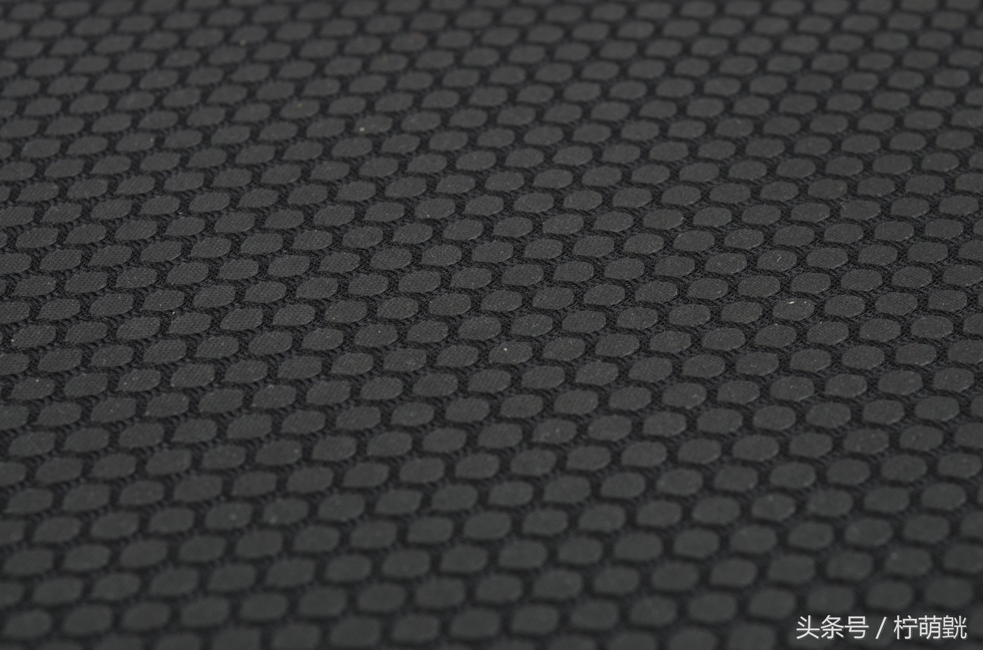 玩游戏最好用什么鼠标垫,什么样的鼠标垫适合打游戏测评