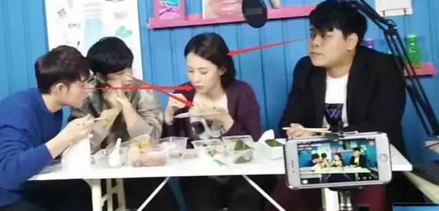 吃饭时直播,睡觉时赶路,《微能力者》校园宣传使出微能力!