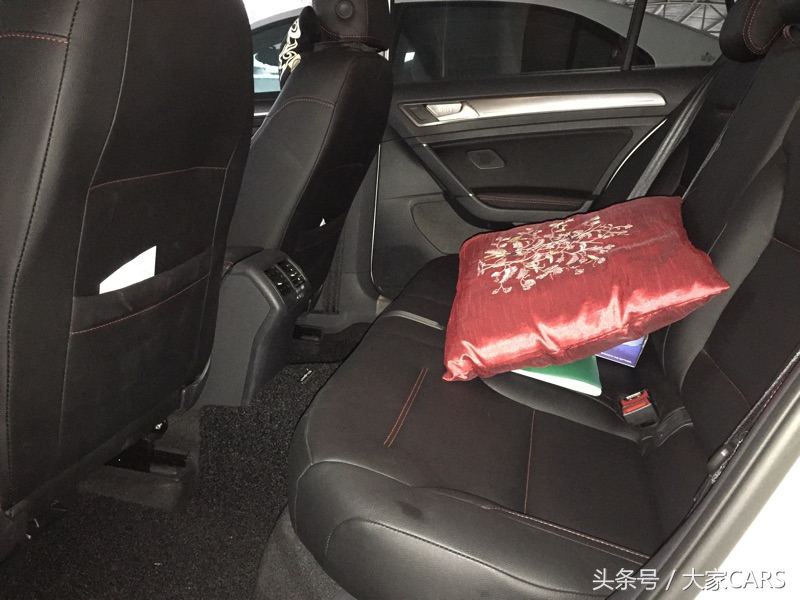 大众高尔夫7.5好开吗,2011款高尔夫自动1.6自吸7速双离合