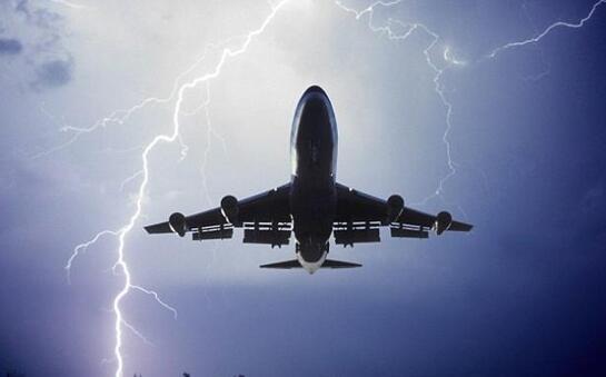 盘点那些飞机飞行事故的现场,盘点那些飞机遇到的空难事故