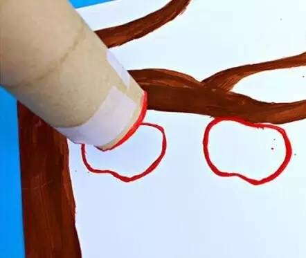 幼儿园卷纸筒环保手工作品,儿童手工涂鸦画纸