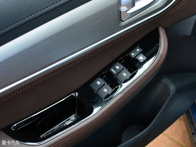 东风风行景逸x52.0测评,最新东风景逸x5试驾视频