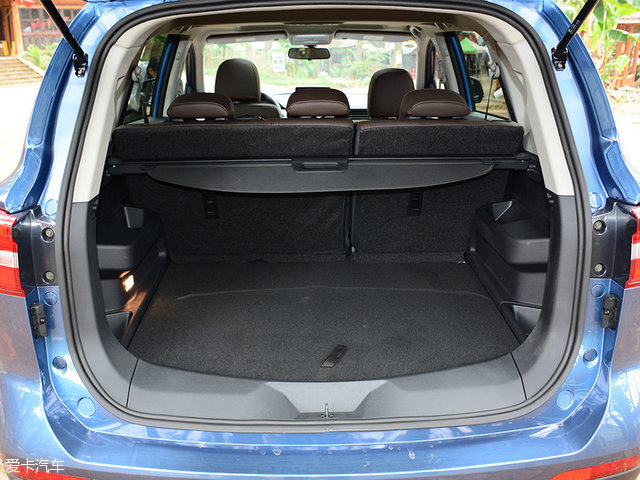 东风风行景逸x52.0测评,最新东风景逸x5试驾视频