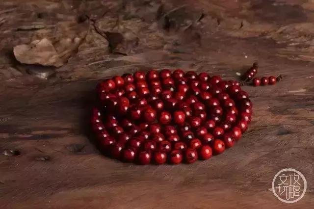 一串都玩不好,还想玩两串?来啊,给我剁了他的手!