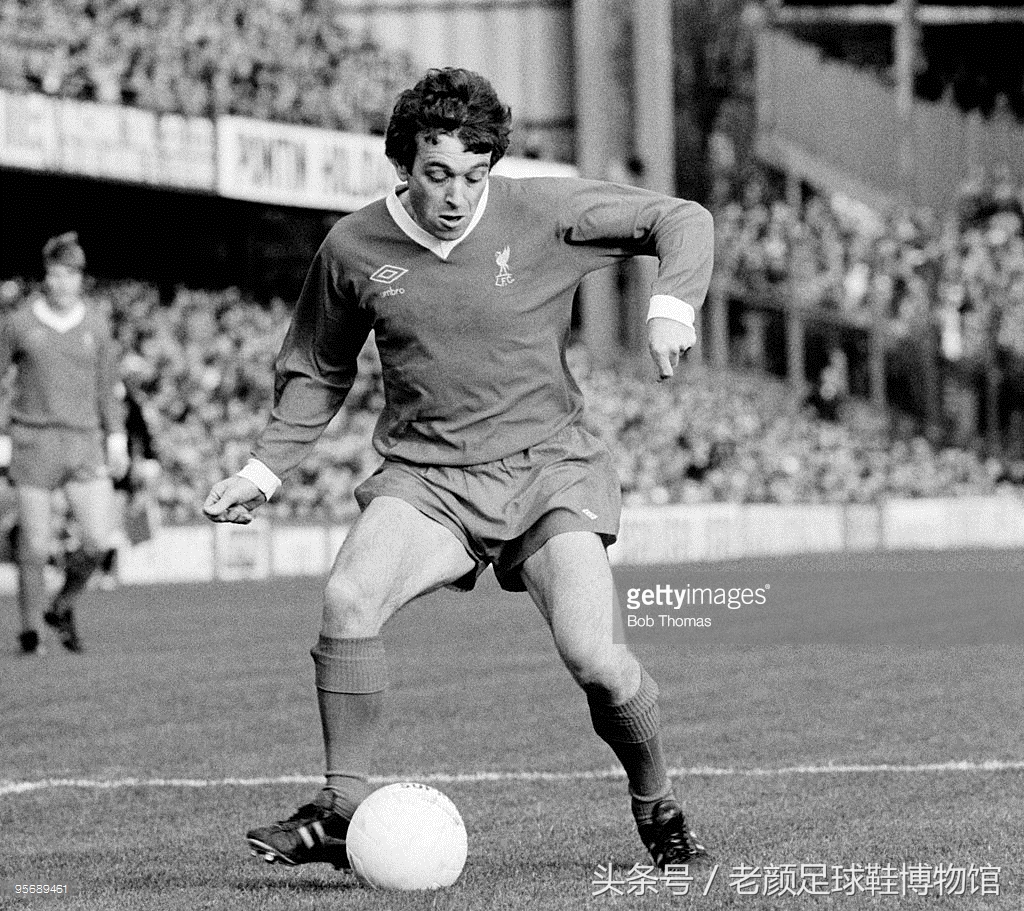 目前最厉害的几款足球鞋,你肯定不知道的国货好鞋