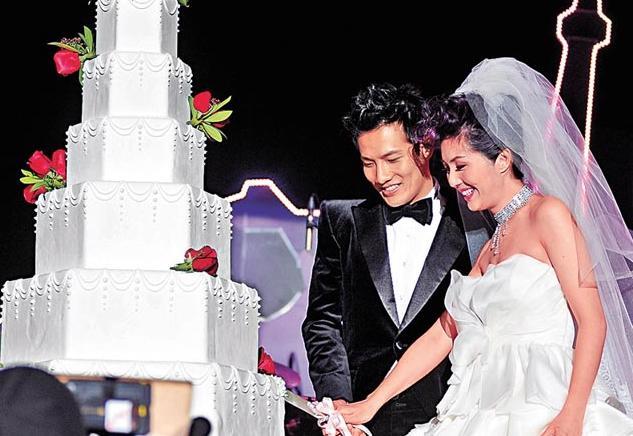 盘点明星婚礼上的尴尬事,明星豪华婚礼背后