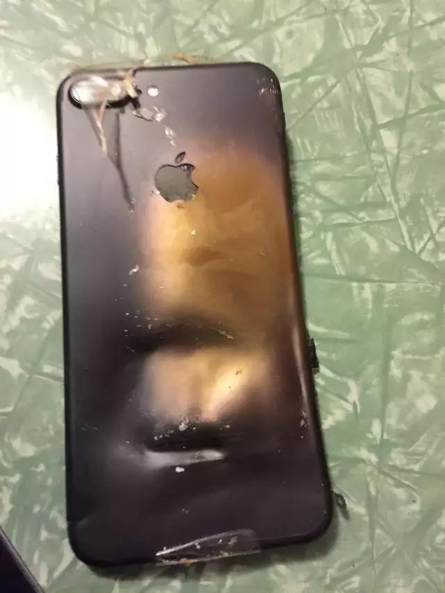iphone6刚出的时候,用了几年的苹果6担心爆炸