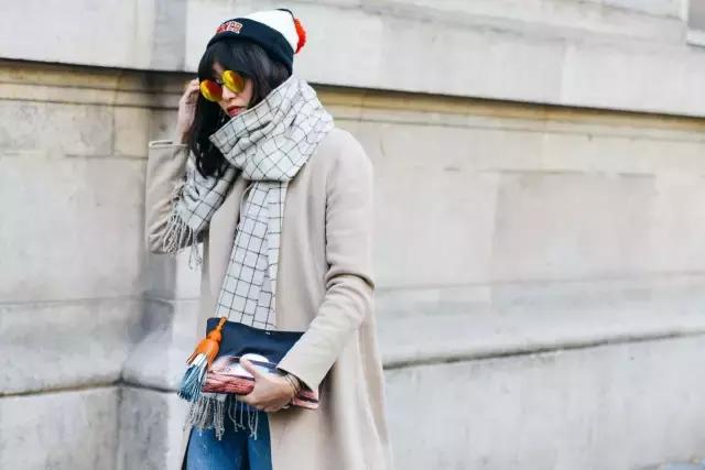 随随便便买一柜子围巾，不如花血本买这三条