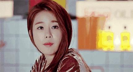 900岁鬼叔与人类少女、地狱使者互撩，绝逼年度最佳韩剧