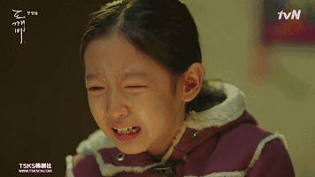 900岁鬼叔与人类少女、地狱使者互撩，绝逼年度最佳韩剧