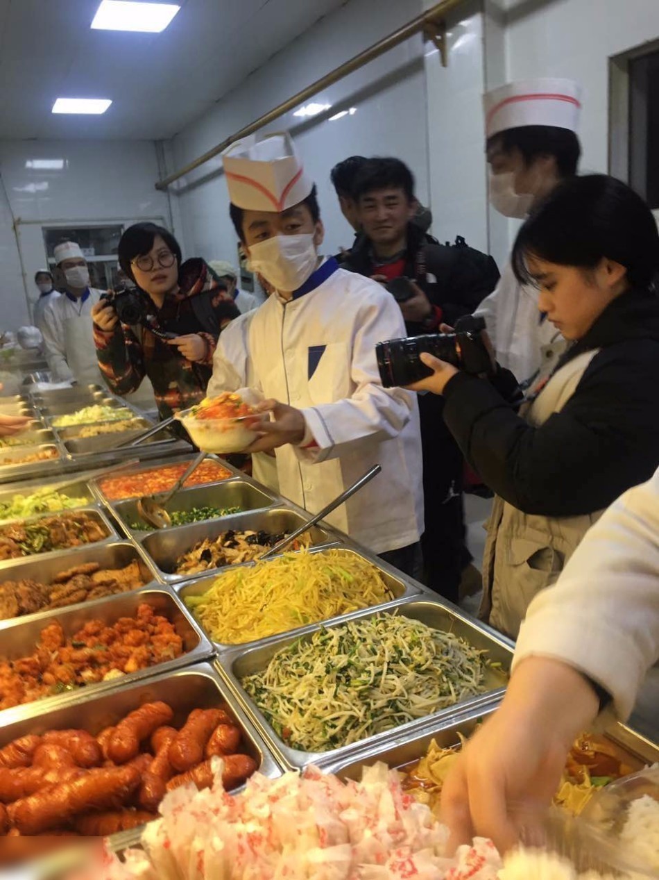 宝强餐厅,宝强吃饭