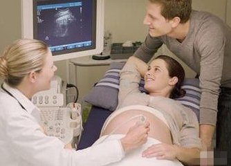 黄晓明和baby同框带孩子去医院,黄晓明angelababy香港