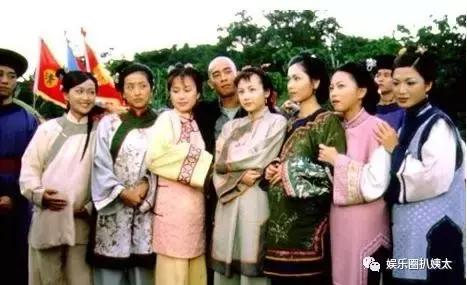 陈小春5“老婆”重聚，《鹿鼎記》播出18年，演员们怎么样了！