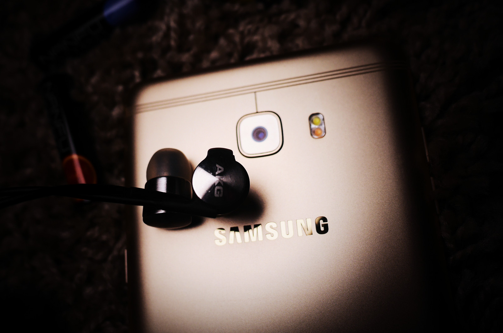 三星c9pro怎么开高性能,三星c9pro小知识