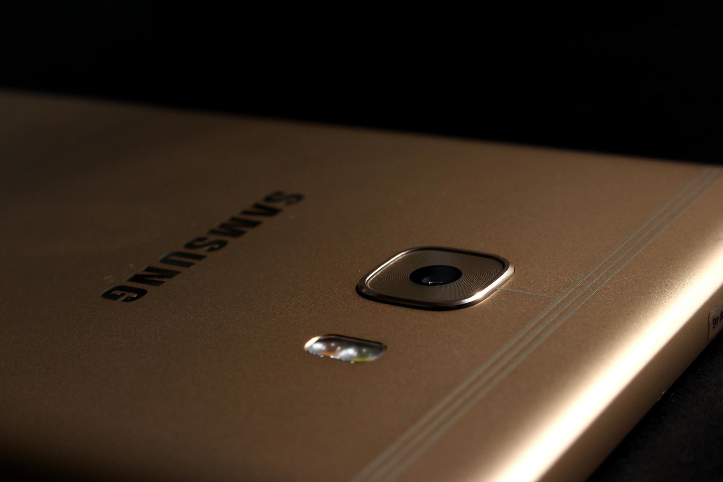 大屏续航高拍照好,三星galaxyc9pro现在还能用吗