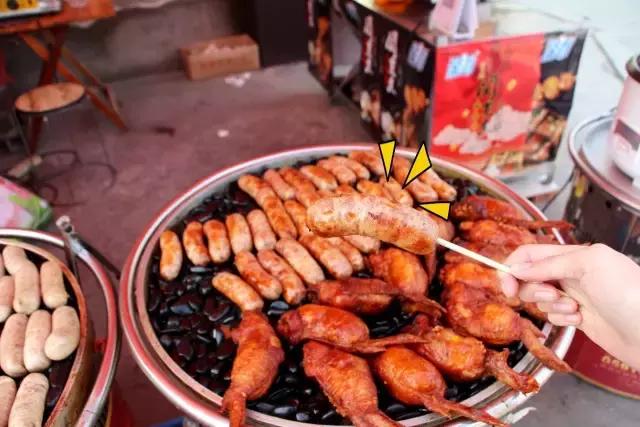 成都锦城学院大学最大食堂,川大锦城学院7个食堂