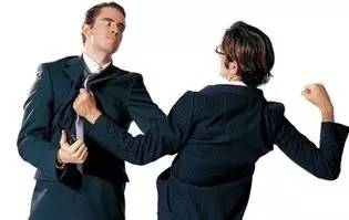 打架怎么判定是互殴还是正当防卫,打架还手造成对方轻伤怎么判