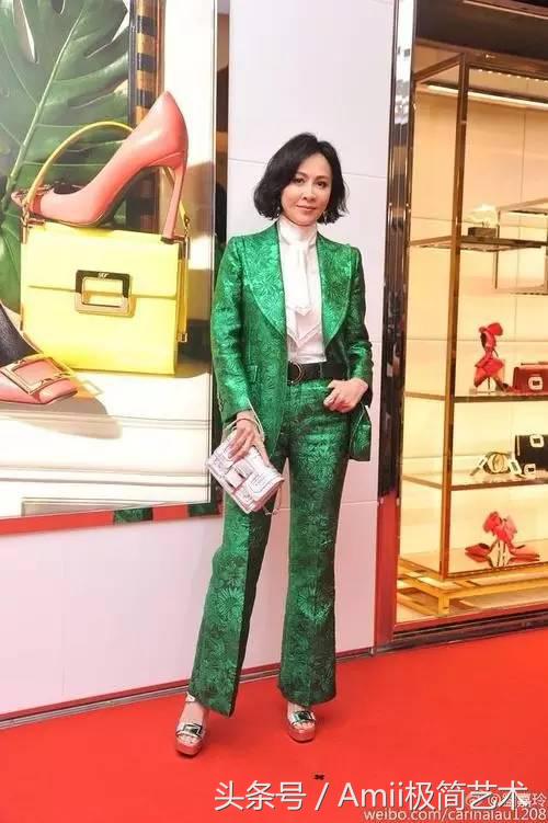 撞衫不可怕就怕撞得太尴尬,没有对比就没有伤害差点笑喷了