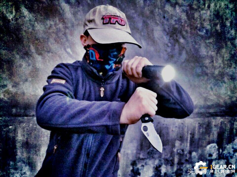 王麻子大马士革钢菜刀,王麻子菜刀好还是大马士革菜刀好