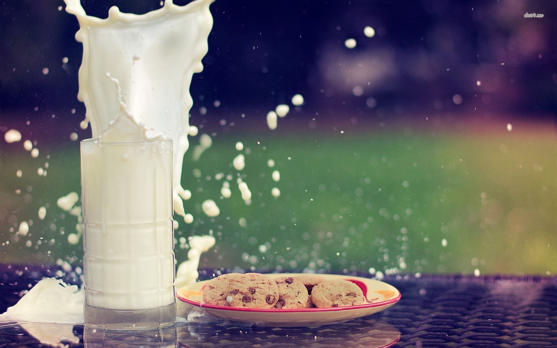 一款男女老少都可以用的养生饮品,富含多种营养的饮品