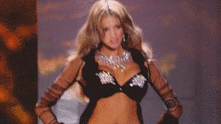 衣不如新人不如旧出处,衣不如新人不如旧下一句