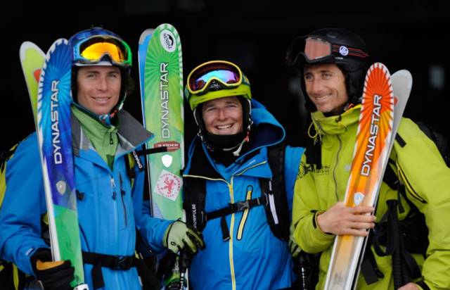 这才是雪天正确的打开方式,这才是下雪天滑雪的正确打开方式