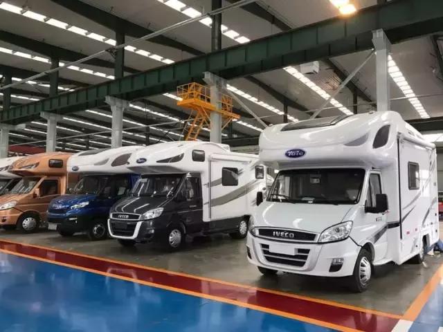 亚特房车新经典,房车依维柯亚特