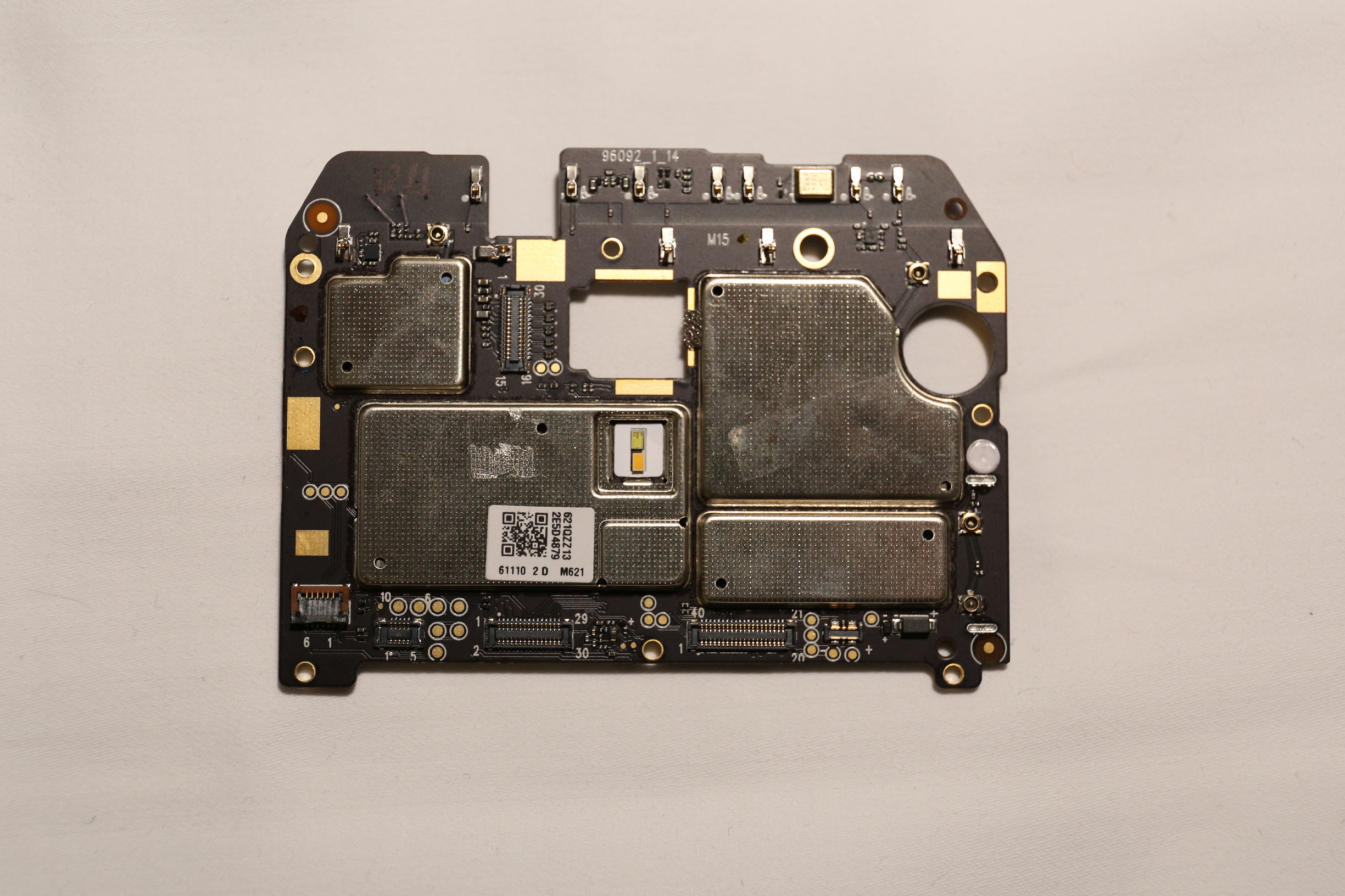 魅蓝note5拆后盖图解,魅蓝note5拆解视频教程