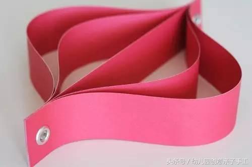 幼儿园元旦手工兔子灯笼制作,卡纸元旦灯笼手工制作幼儿园