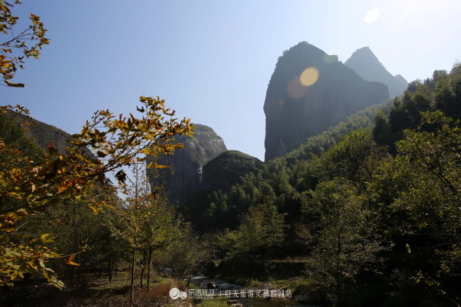 带上阳光开头结尾,阳光情人谷