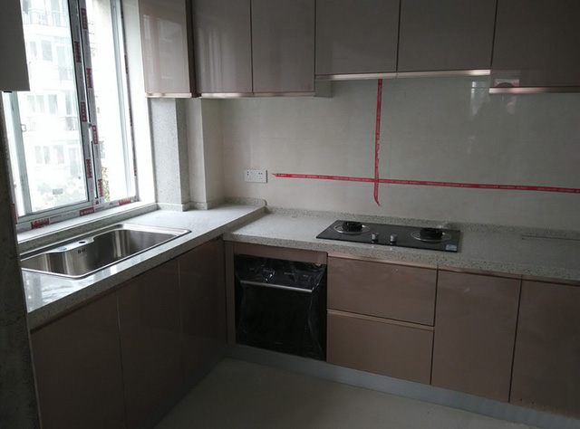 铝合金陶瓷橱柜安装过程,陶瓷铝合金橱柜安装方法