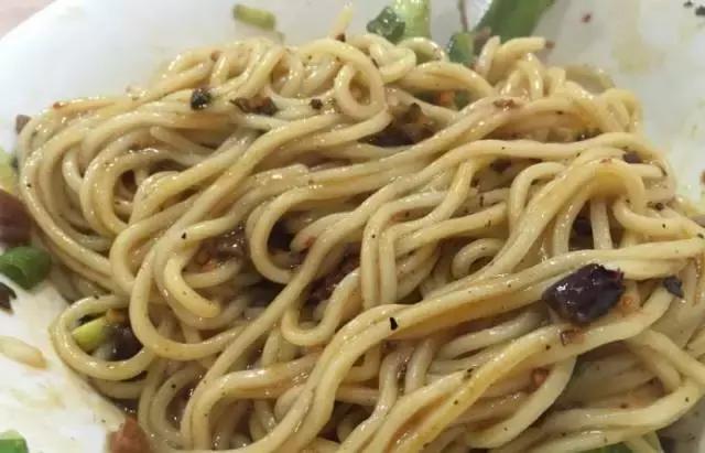 重庆小面哪一家最好吃,探店最正宗的重庆小面