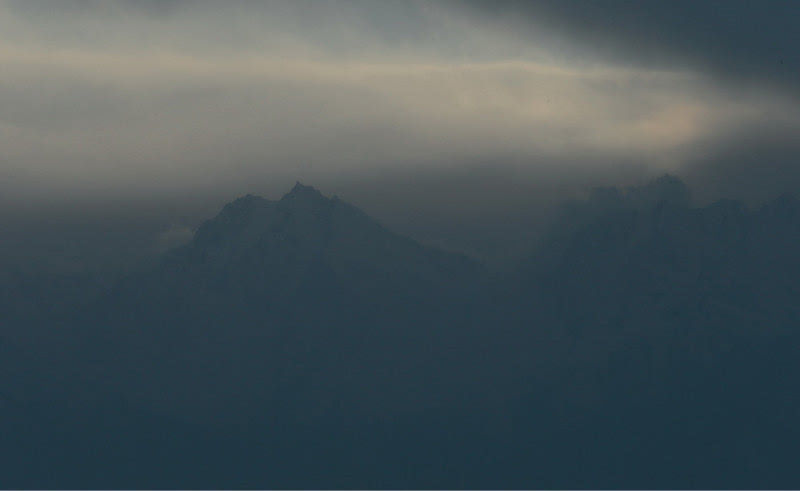 牛背山看的是什么雪山,牛背山上众多雪山示意图
