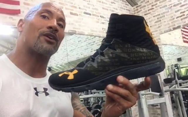 巨石强森安德玛鞋测评,巨石强森健身安德玛