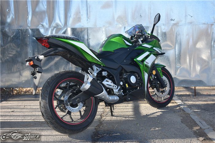 新款rz35跑车,新感觉ix35像什么车