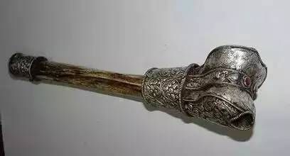 这些旅游纪念品,再心动也不要带回家!尤其是最后一个!