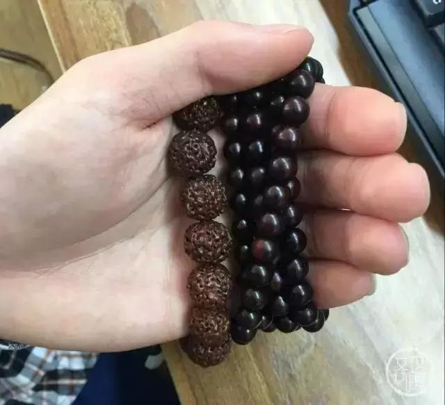 一串都玩不好,还想玩两串?来啊,给我剁了他的手!