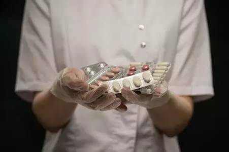 是谁，掏空了我们的骨骼？！