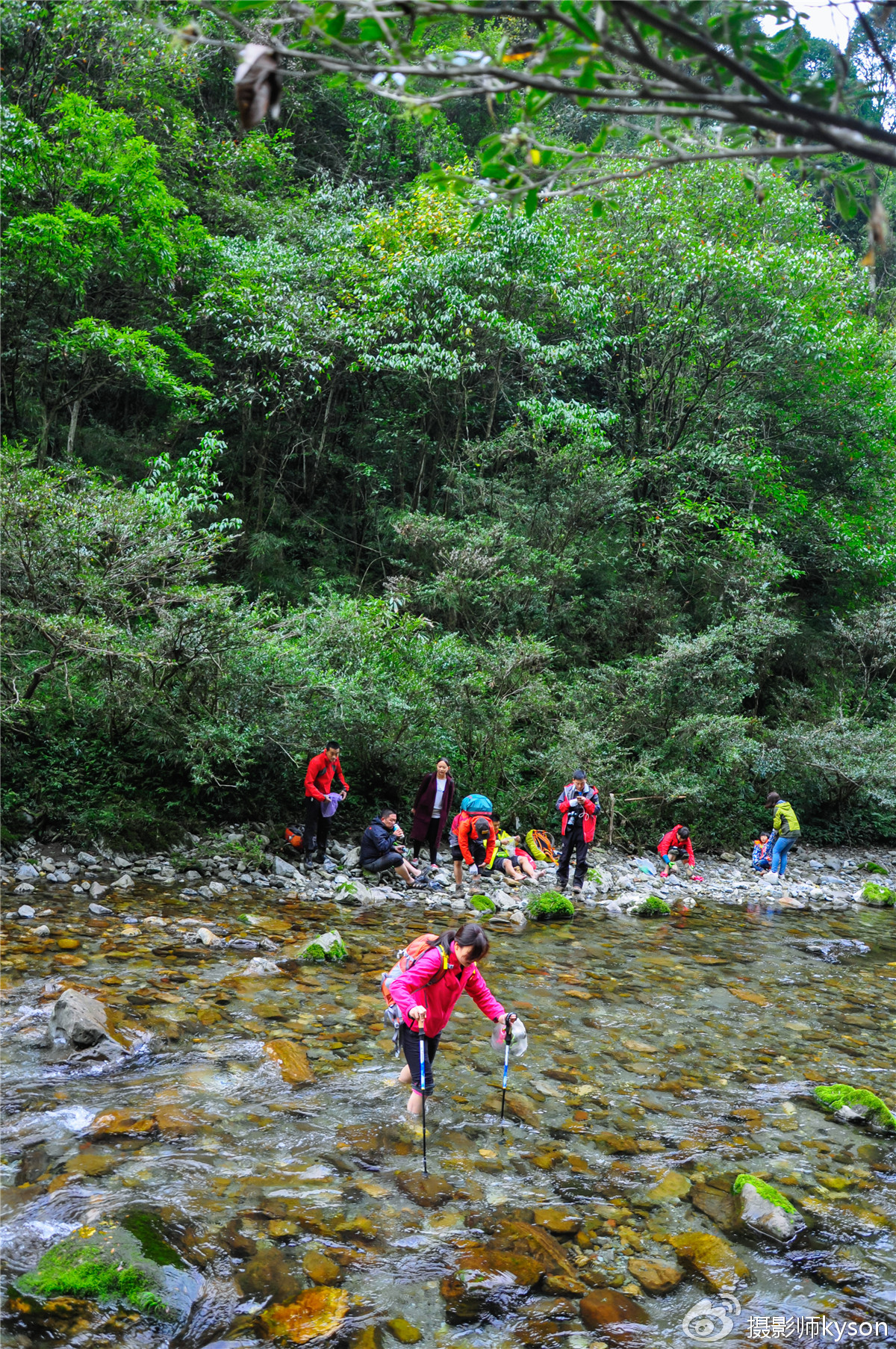 侠之梦受邀参与恩施坪坝营线路测试，冬季溯溪，冰冷刺骨，第一天