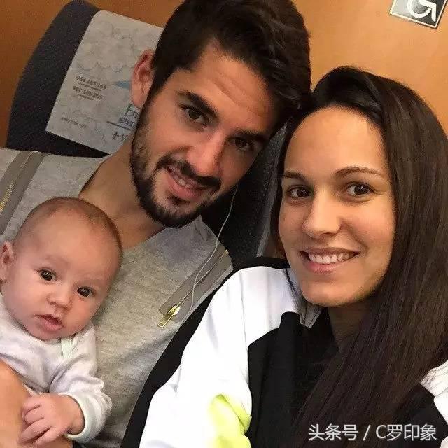 萌出一脸血的小孩,萌出一脸血萌娃