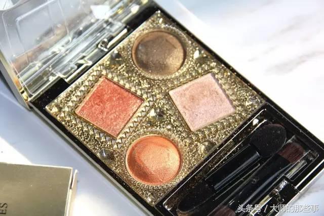现在比较流行什么颜色的眼影,红棕色系大牌眼影有哪些