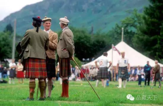 男人穿裙子也可以很美,男人穿裙子是不是好看