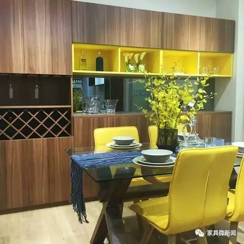 红苹果家具一年的销量,红苹果家具厂家地址是什么地方