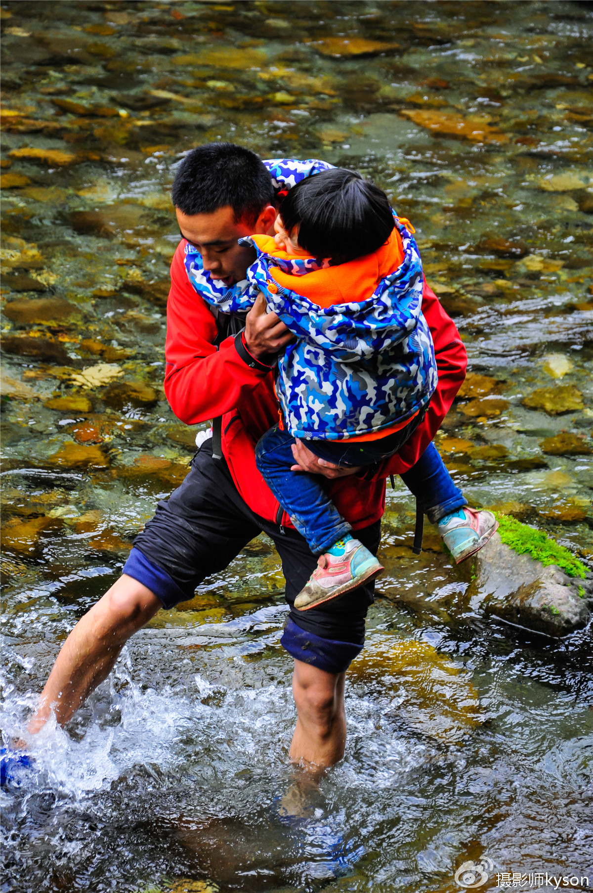 侠之梦受邀参与恩施坪坝营线路测试，冬季溯溪，冰冷刺骨，第一天